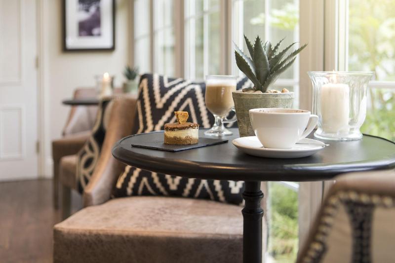 Forest Lodge Hotel - Bar