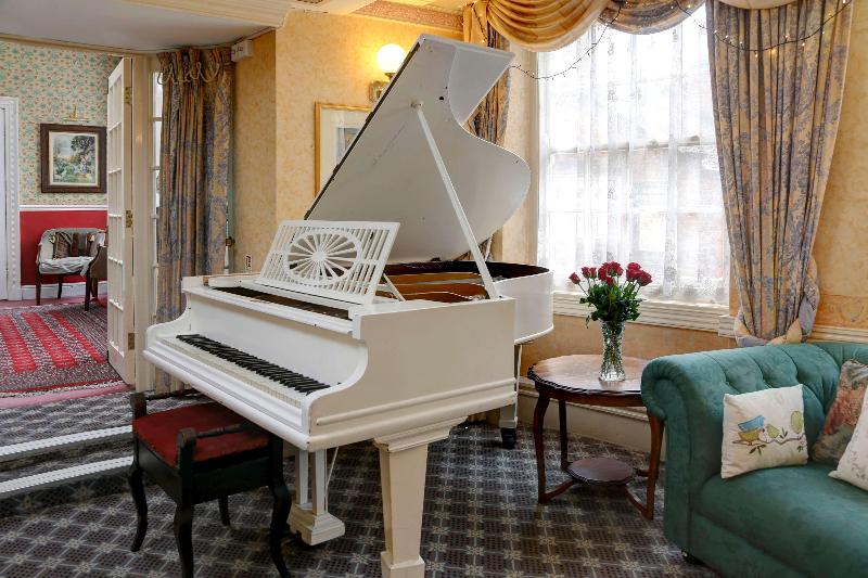 Best Western The Lairgate Hotel - Lobi
