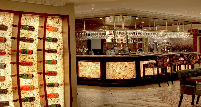 Best Western Premier Doncaster Mount Pleasant Hote - Bar