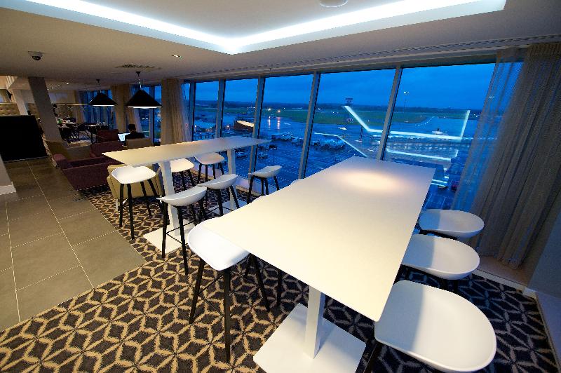 Holiday Inn Southend - Bar
