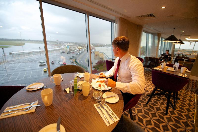 Holiday Inn Southend - Lobi