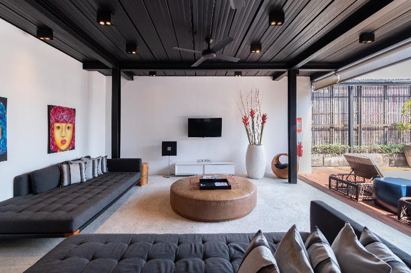 One Eleven Retreat - Oda