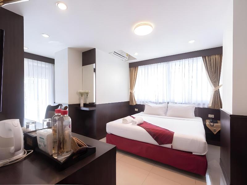 Gusto Hotel Pratunam - Oda