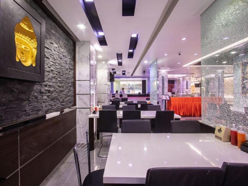 Gusto Hotel Pratunam - Restoran