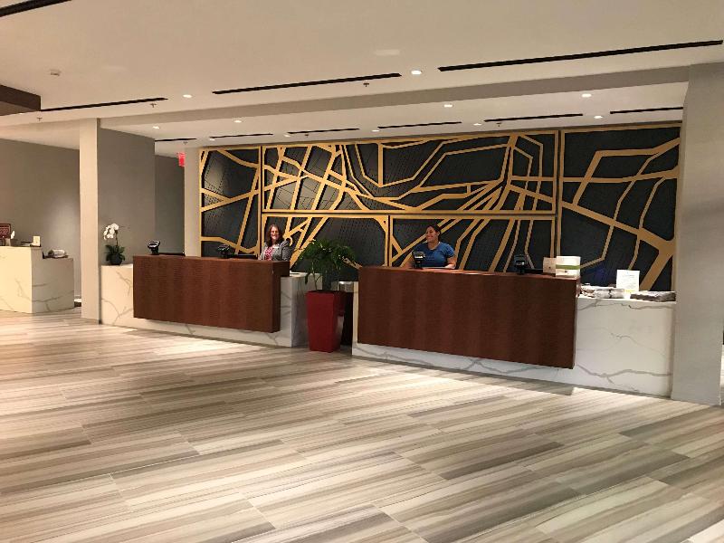 DoubleTree by Hilton Hotel Newark Airport - Lobi