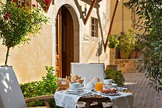 Ionas Boutique Hotel