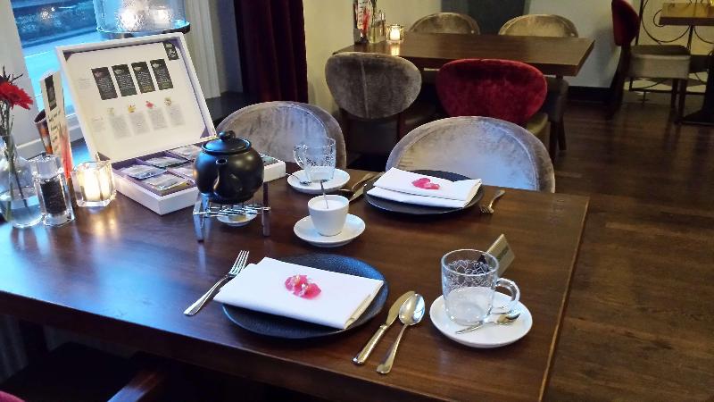 Golden Tulip Hotel West-Ende - Genel