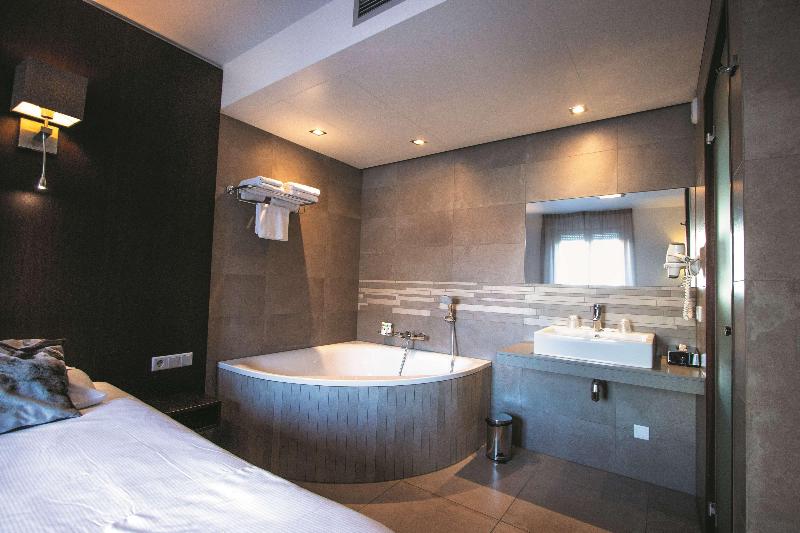 Golden Tulip Hotel West-Ende - Oda