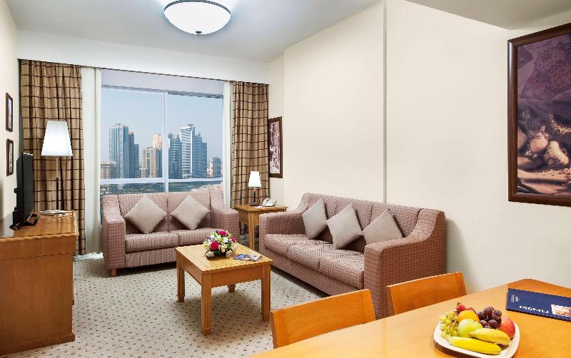 Golden Tulip Sharjah - Oda