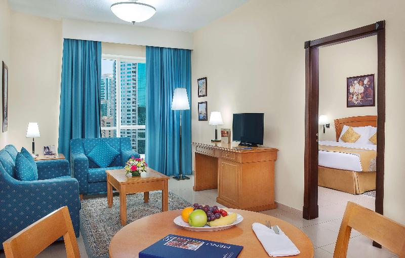 Golden Tulip Sharjah - Oda