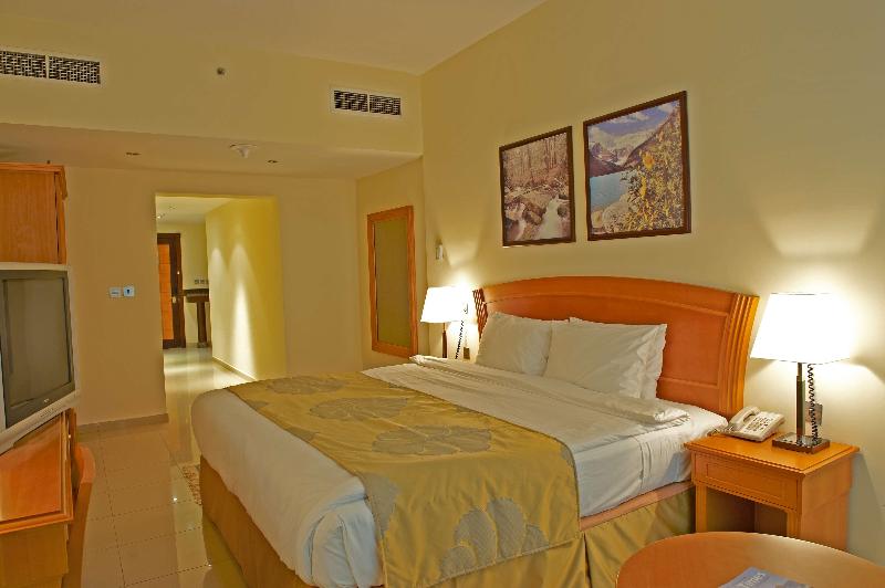 Golden Tulip Sharjah - Oda
