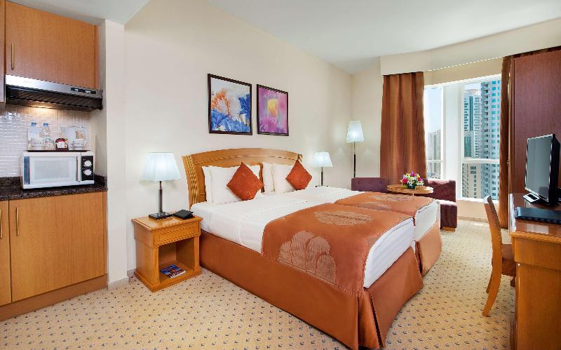 Golden Tulip Sharjah - Oda