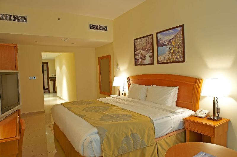 Golden Tulip Sharjah - Oda