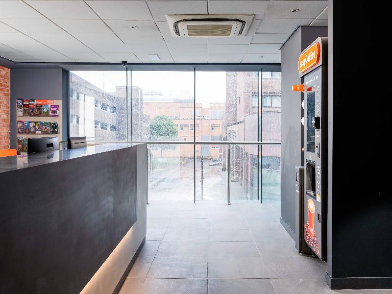 easyHotel Glasgow City - Lobi