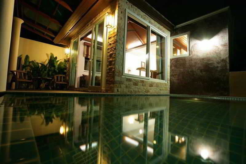 Ploen Chaweng by Tolani fotoÄŸrafÄ±