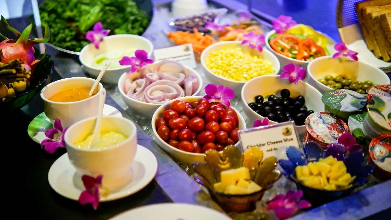 Citrus Sukhumvit 13 by Compass Hospitality - Restoran