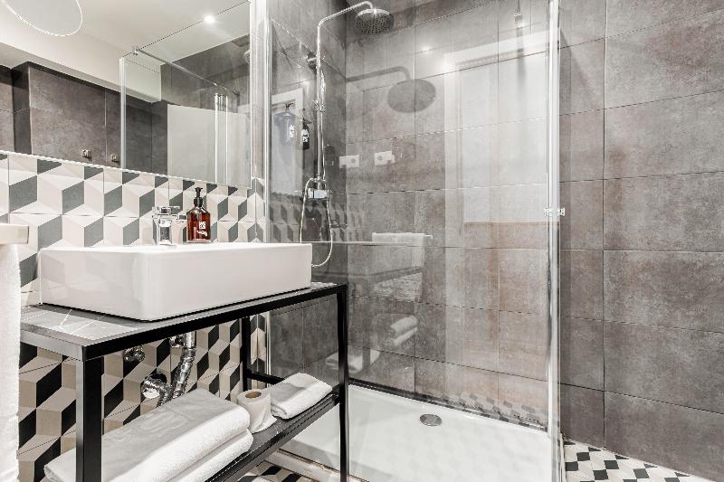 Acta Madfor Hotel - Oda