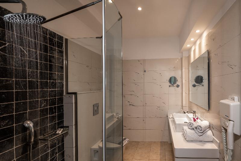 Splendour Hotel & Suites - Oda