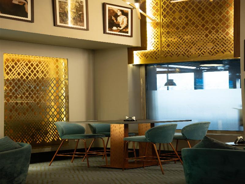 Radisson Blu Cairo Heliopolis - Bar