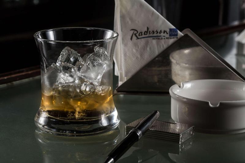 Radisson Blu Cairo Heliopolis - Bar