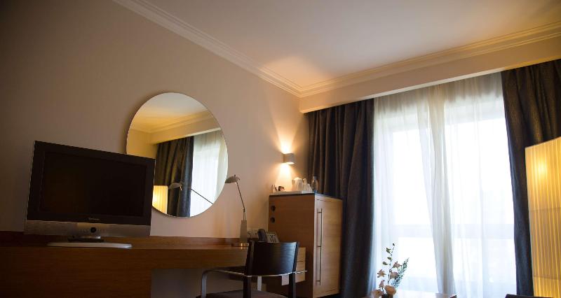Radisson Blu Cairo Heliopolis - Oda