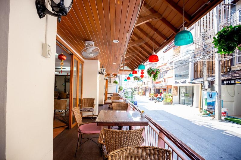 Thipurai Beach Hotel - Teras