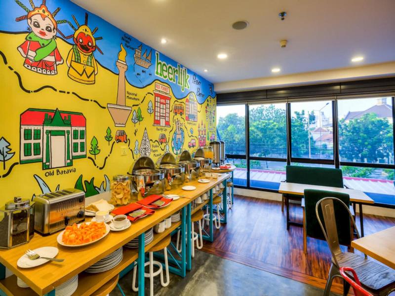 Monoloog Hotel Pasar Baru - Restoran