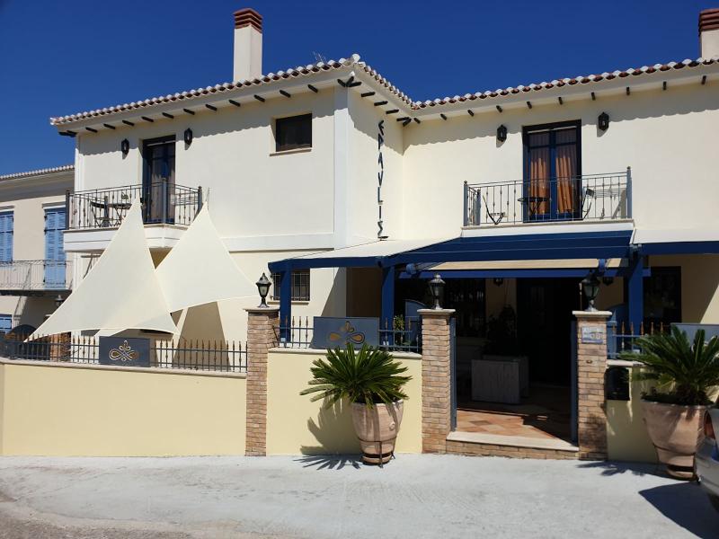 Epavlis Boutique Galaxidi - Genel