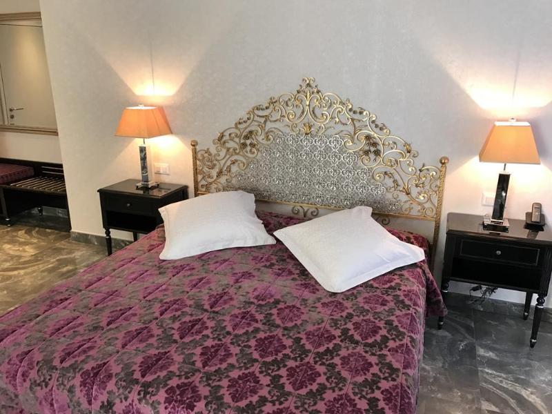 Continental Parkhotel - Genel