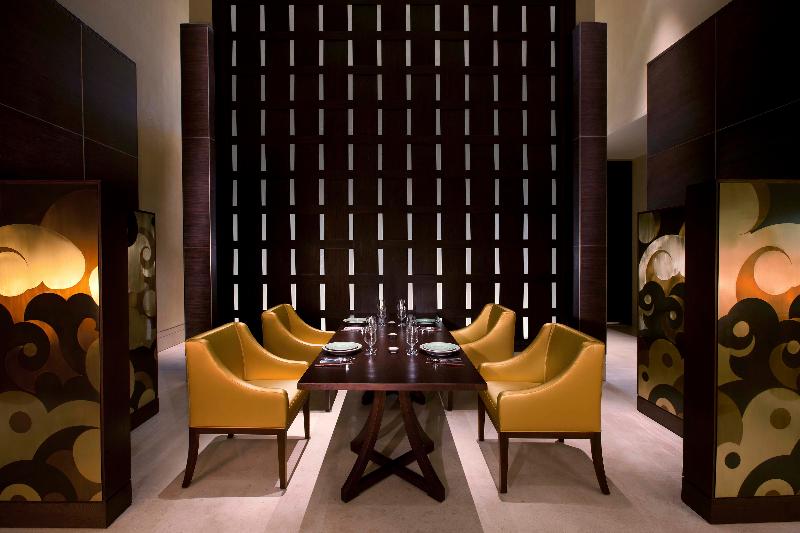 The Mangroves Abu Dhabi, LXR Hotels & Resorts - Restoran
