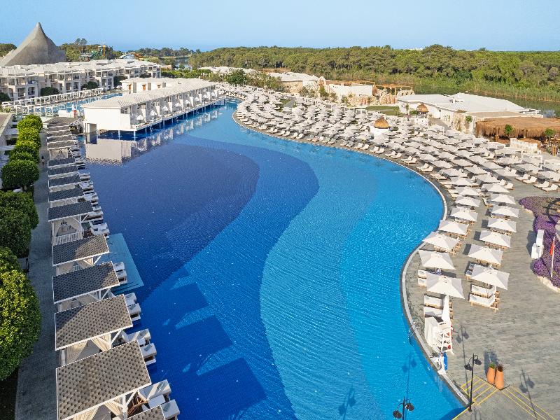Titanic Deluxe Golf Belek - Havuz