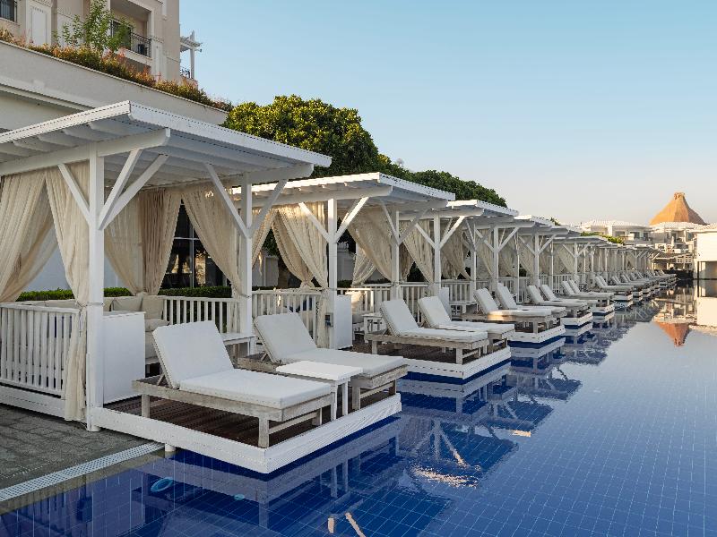 Titanic Deluxe Golf Belek - Havuz
