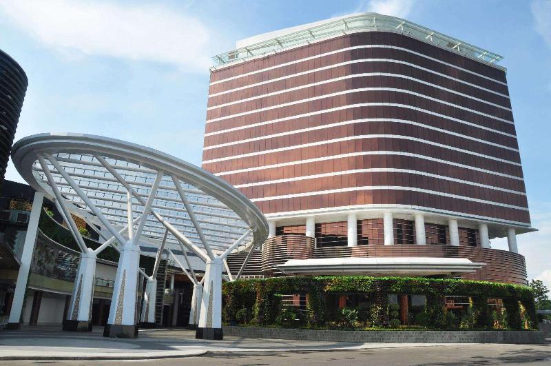 The Trans Luxury Hotel - Genel