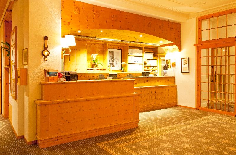 Edelweiss Swiss Quality Hotel - Lobi