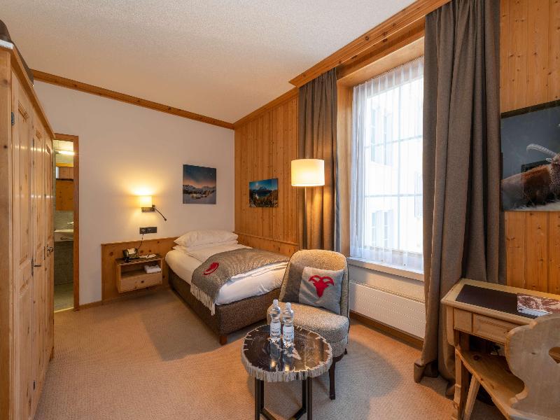 Edelweiss Swiss Quality Hotel - Oda