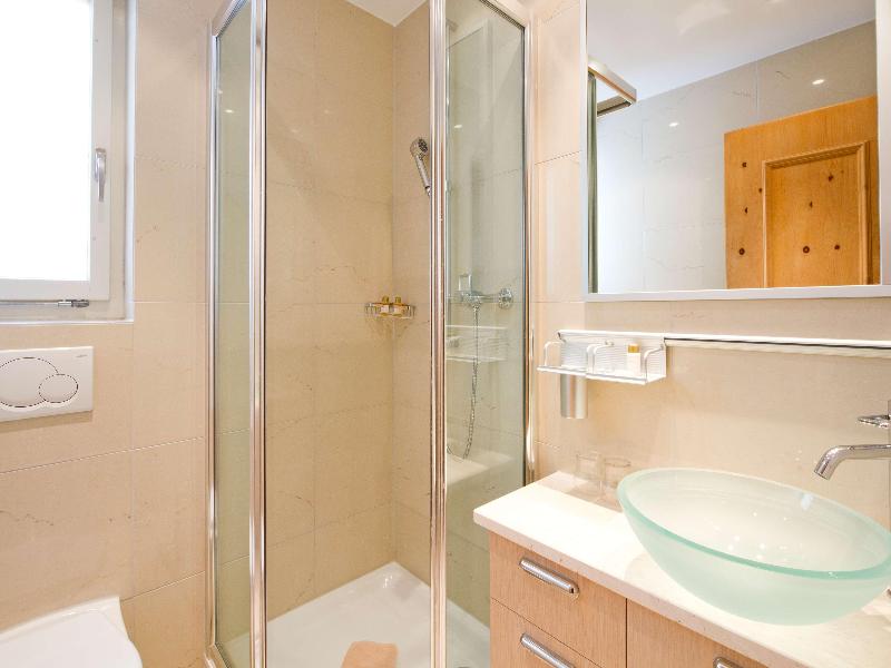 Edelweiss Swiss Quality Hotel - Oda