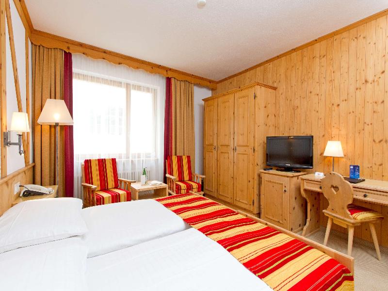 Edelweiss Swiss Quality Hotel - Oda