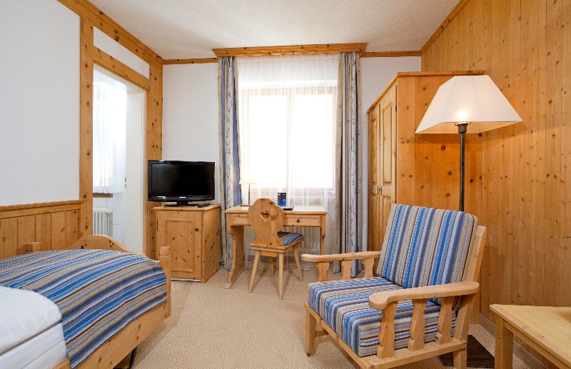 Edelweiss Swiss Quality Hotel - Oda