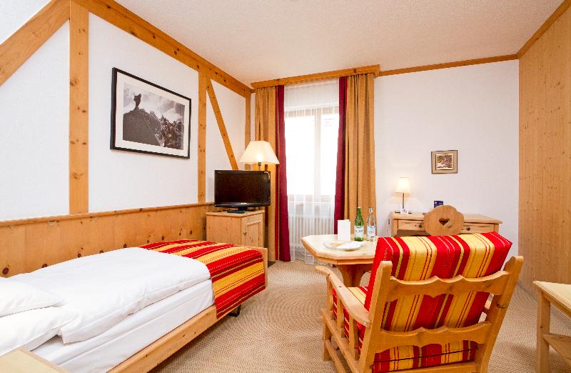 Edelweiss Swiss Quality Hotel - Oda