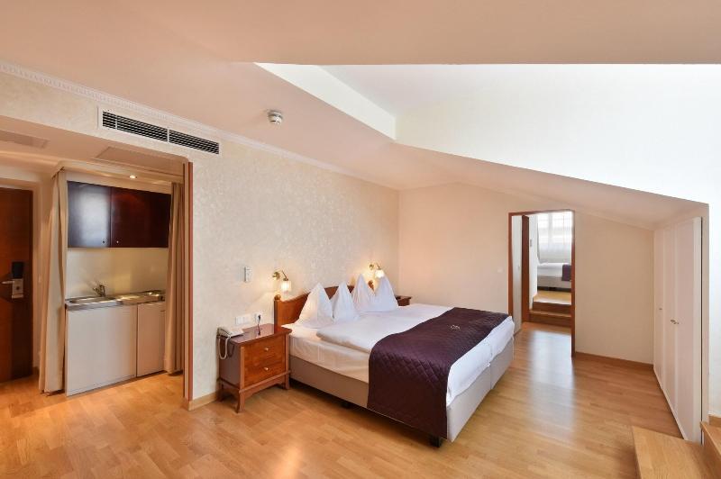 Am Schubertring Hotel - Oda
