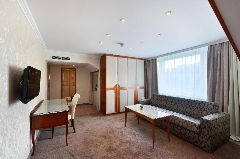 Am Schubertring Hotel - Oda
