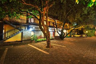 Yulia Beach Inn Kuta fotoÄŸrafÄ±