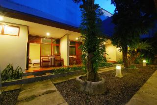 Yulia Beach Inn Kuta fotoÄŸrafÄ±