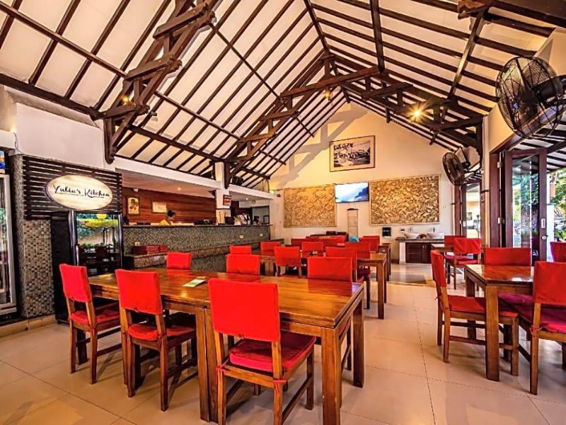 Yulia Beach Inn Kuta - Genel