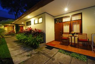 Yulia Beach Inn Kuta fotoÄŸrafÄ±