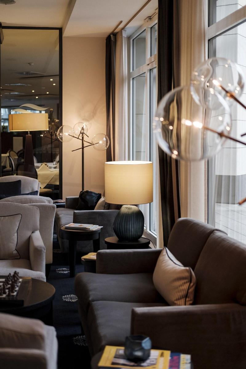 Vier Jahreszeiten Starnberg Hotel - Lobi
