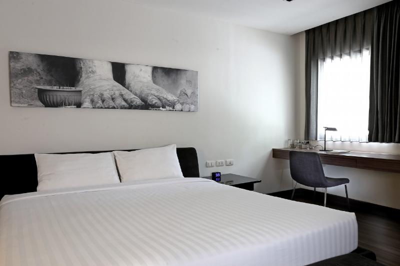 S33 Compact Sukhumvit Hotel - Oda