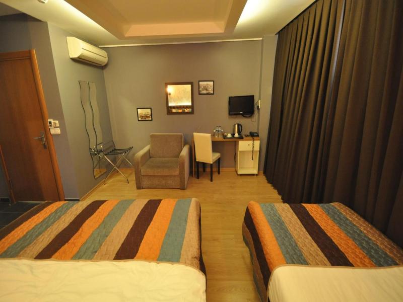 Retropera Hotel - Oda