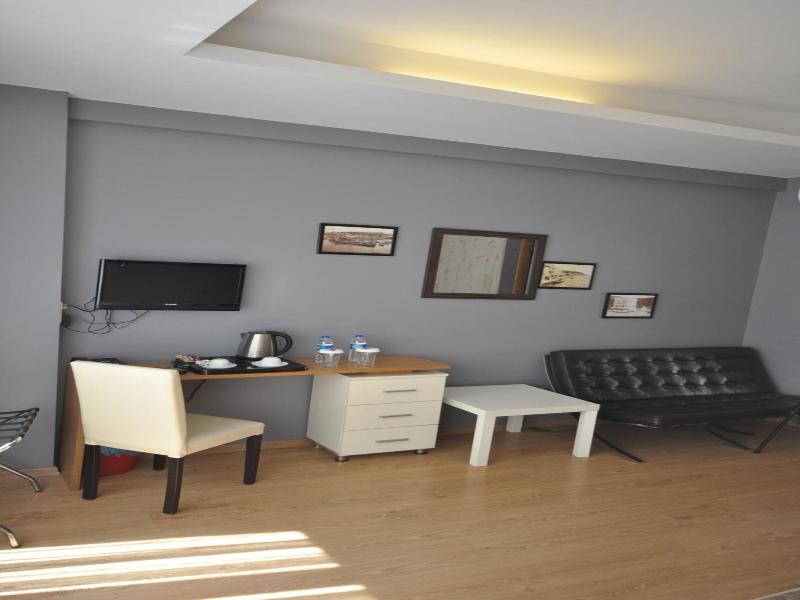 Retropera Hotel - Oda