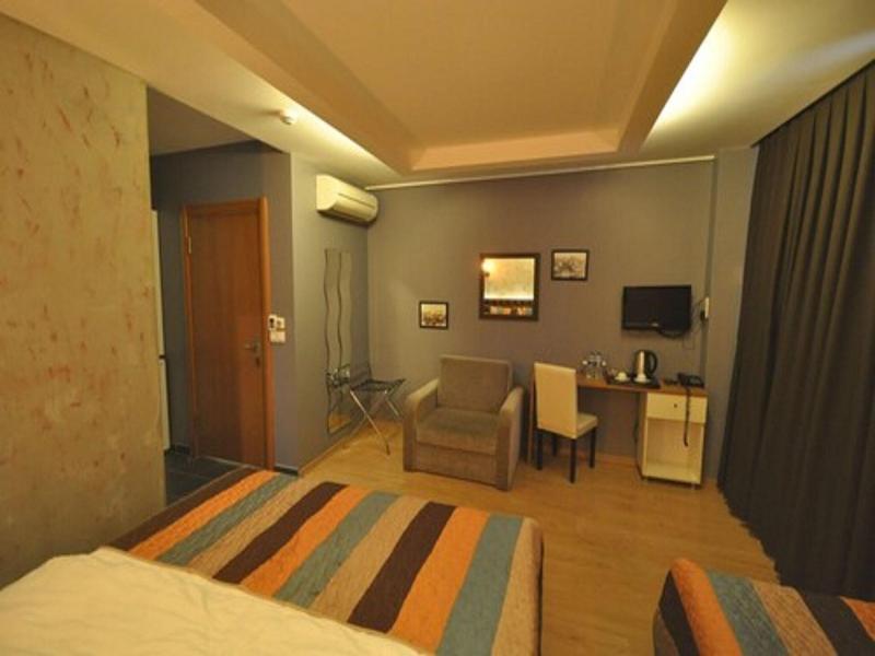 Retropera Hotel - Oda